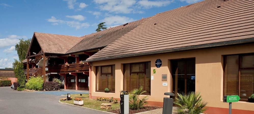 Campanile Le Mans - Arnage Hotel Exterior foto
