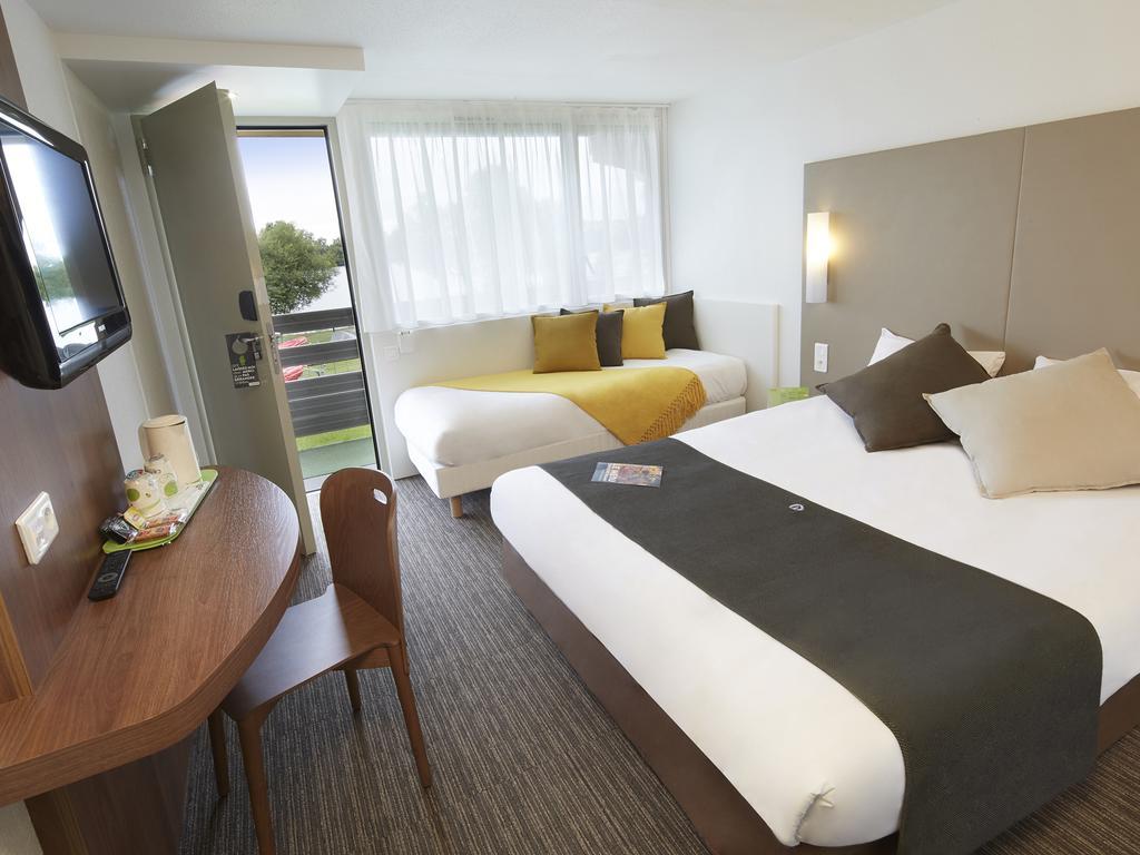 Campanile Le Mans - Arnage Hotel Exterior foto